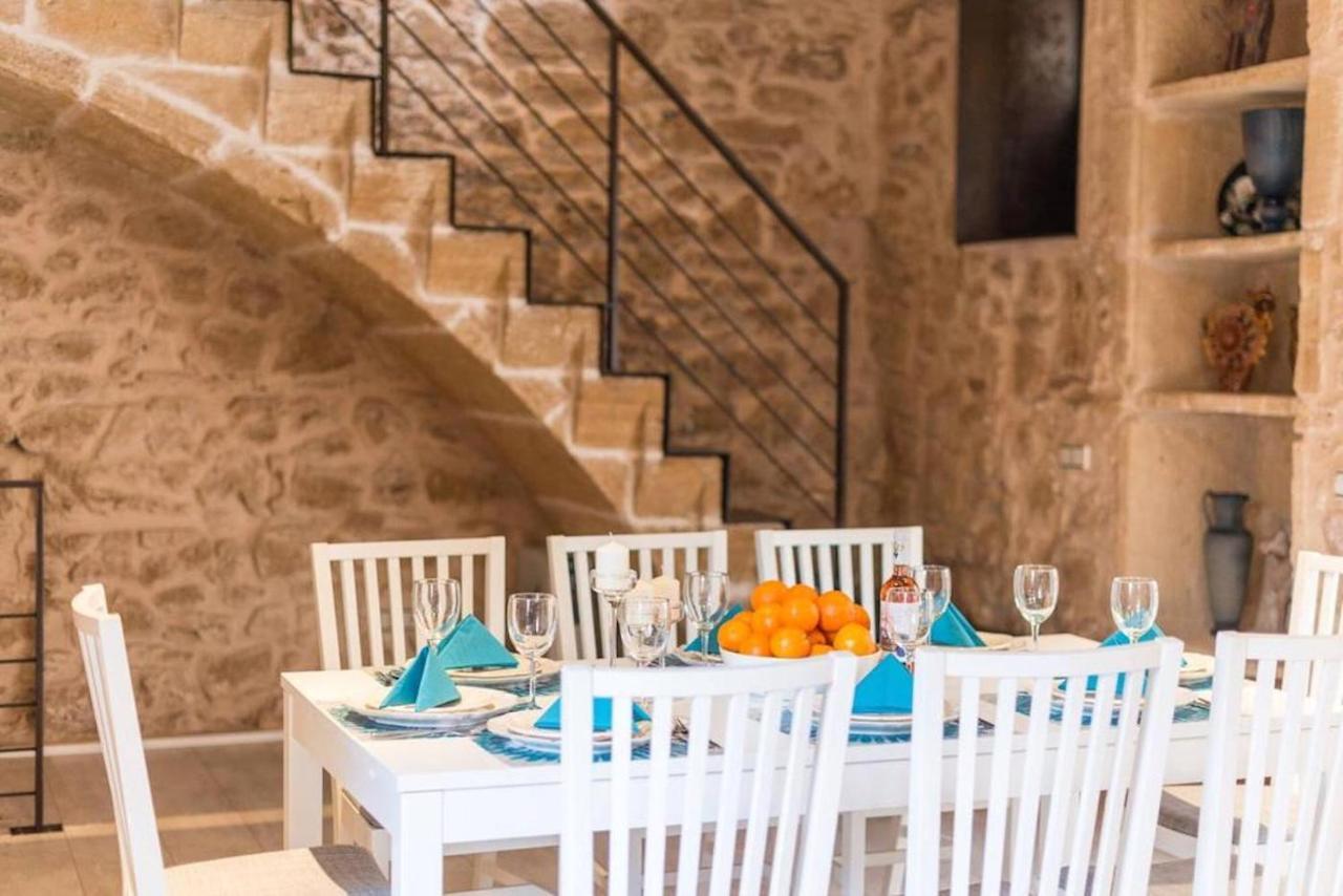 Villa Casa Sa Pedra, en el centro histórico de Alcudia Exterior foto